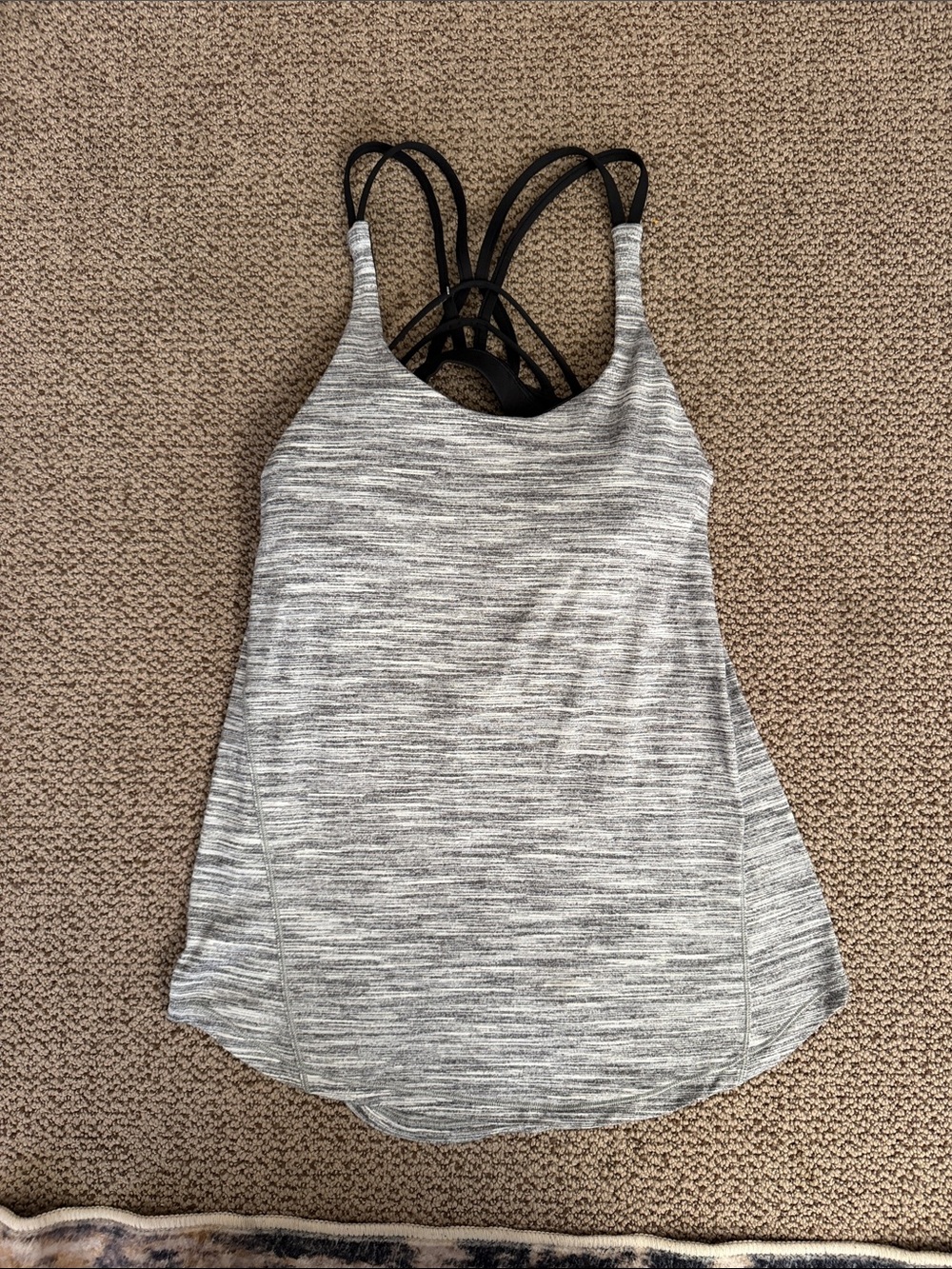 Lululemon top